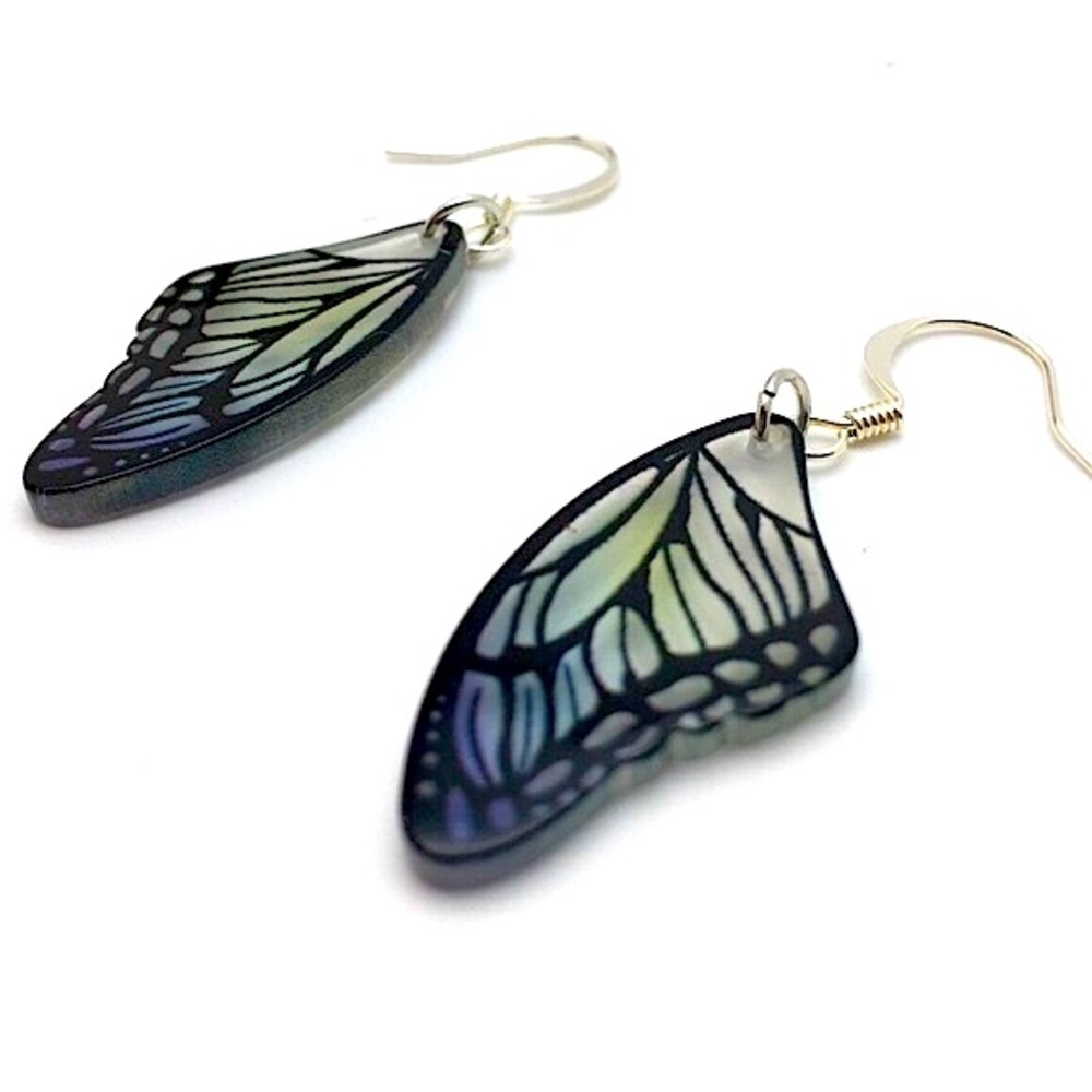 Translucent Butterfly Wing Ear Jewelry - Picture 3 of 6